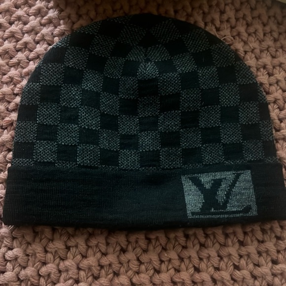 Louis Vuitton Black and Gray Checkered 100% wool. Authentic Beanie Never worn! - Picture 1 of 8